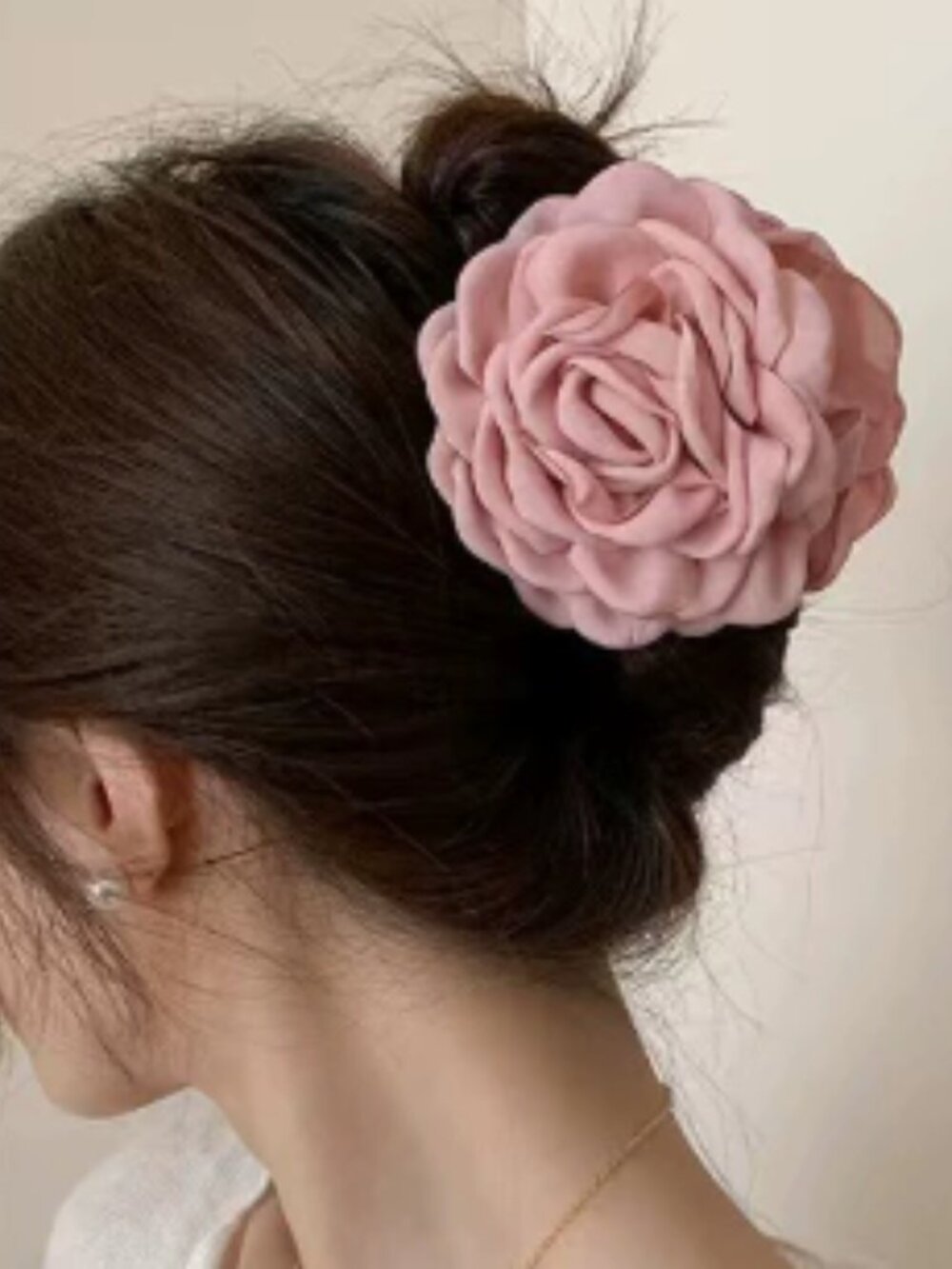 Woman's hairpin